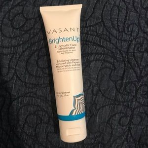 Vasanti Beighten Up Face Exfoliating Cleanser